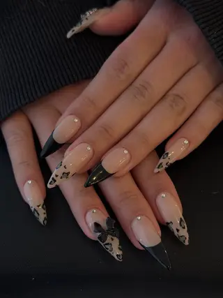 ネイル なぽ ❤︎ y2k/韓国nailのネイルデザイン