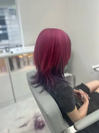カラー ヘアアレンジ 🩶【推しハイトーン 】yuzu🩶のヘアスタイル