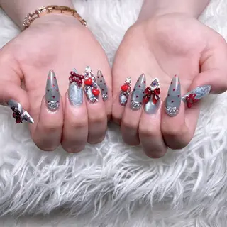 ネイル ENsalon AKIRAのネイルデザイン