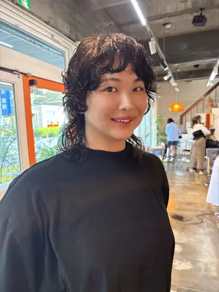 パーマ shiho/レイヤー /透明感カラーのヘアスタイル
