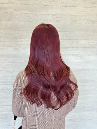 ロング カラー サキ🤍ハイトーン 🪩レイヤーカットのヘアスタイル