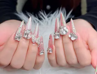 ネイル Lenie Kabukichoのネイルデザイン