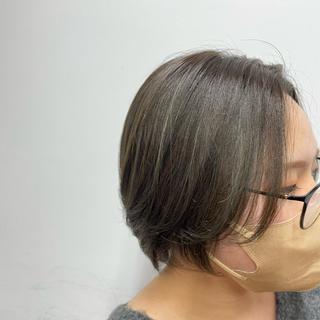 ショート 阿部 智子のヘアスタイル
