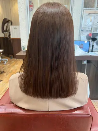 セミロング カラー 伊藤 みきのヘアスタイル