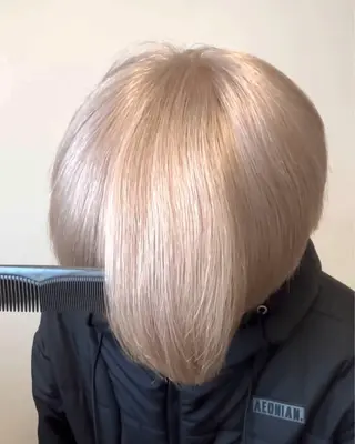 カラー こせ 煌星のヘアスタイル