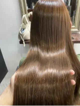 ロング 年間1500人担当 代表 南一路のヘアスタイル