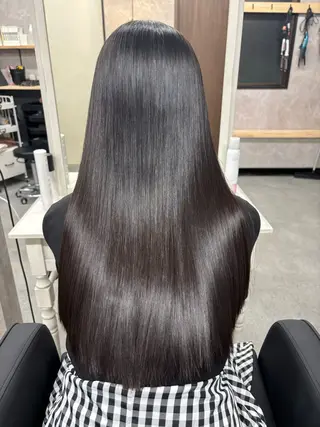 ロング かがみ/メンテナンス カット無料のヘアスタイル