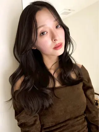セミロング カラー ヘアアレンジ 🫧透明感カラー/ Wカラー🫧namiのヘアスタイル