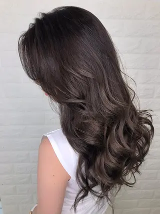 セミロング 髪質改善 レイヤー Naoyaのヘアスタイル