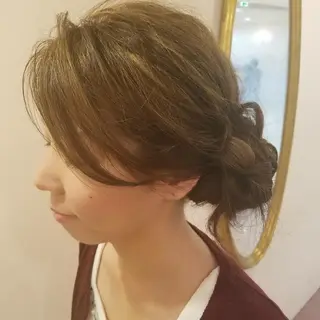 カラー ミディアム ヘアアレンジ 美谷添(ミヤゾエ) まどか大人ヘアサロンのヘアスタイル