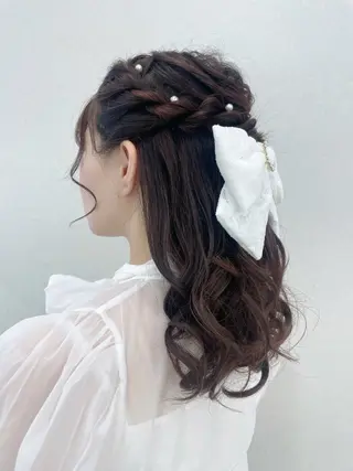 セミロング ヘアアレンジ CARELLY Rukaのマツエク・マツパデザイン
