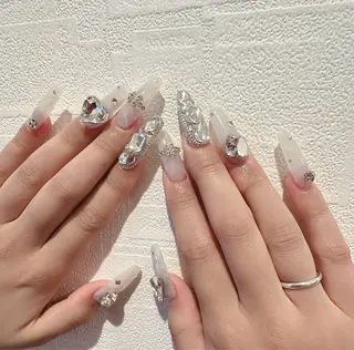 ネイル D-BEAUTY Nailsalonのネイルデザイン