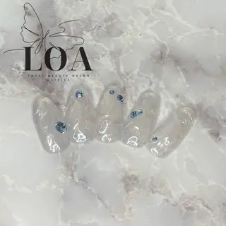 ネイル LOA🦋 yuraのネイルデザイン