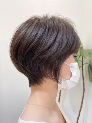 ショート カラー 宮本 聖希のヘアスタイル