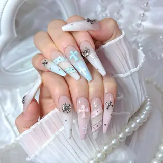 ネイル Sora  Nail 長さ出し専門店のネイルデザイン