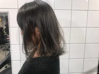 ミディアム カラー 透明感カラー/ レイヤー　YUKAのヘアスタイル