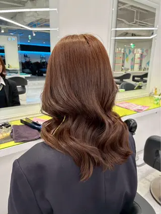 セミロング カラー ヘアアレンジ 🧸ミルクティー特化 🧸MASAKIのヘアスタイル