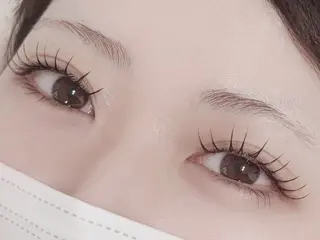 マツエク・マツパ LEDマツエク/眉毛 パリジェンヌ渋谷🩵の眉毛・アイブロウイメージ