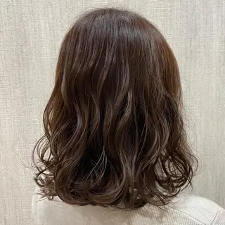 ミディアム 🫧透け感⋆艶髪💎 山口アヤカのヘアスタイル