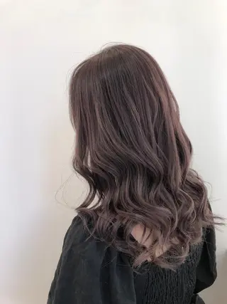 セミロング カラー 【透明感、艶髪】西村 有司のヘアスタイル