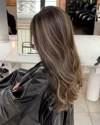 ロング カラー パーマ／似合わせヘア 嶋 彩芽のヘアスタイル