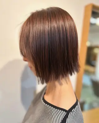 ミディアム ムラヤマ .のヘアスタイル