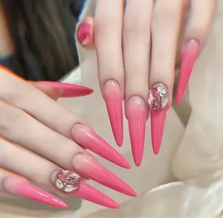 ネイル THANHTHANH NAILのネイルデザイン