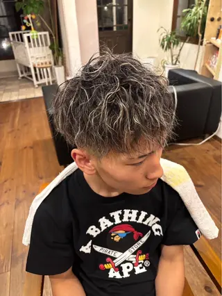 ショート 井上 真利のヘアスタイル