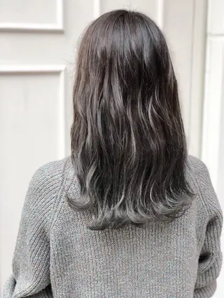ミディアム カラー Blanco Color&Careのヘアスタイル