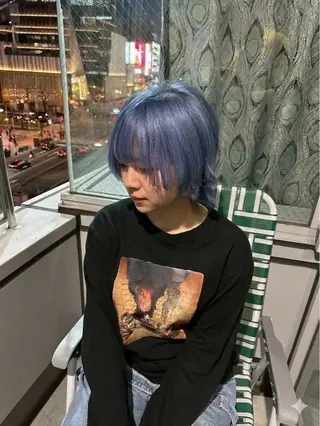 ショート カラー ravens デザインカラーのヘアスタイル