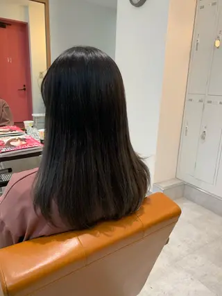 ロング カラー 韓国レイヤー×艶髪 ハイトーンRyukiのヘアスタイル