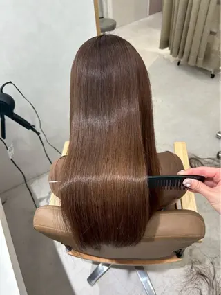 ロング SLASHスラッシュ 伊藤眞代のヘアスタイル