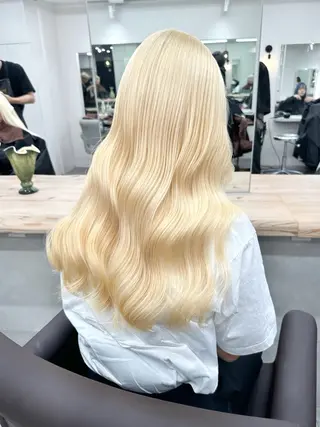 ロング カラー ブリーチ指名No.1 Daikiのヘアスタイル