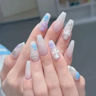 ネイル Queen's ゆなのネイルデザイン