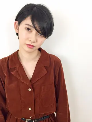 ショート ✂️小顔カット✂️ 山本有紀のヘアスタイル