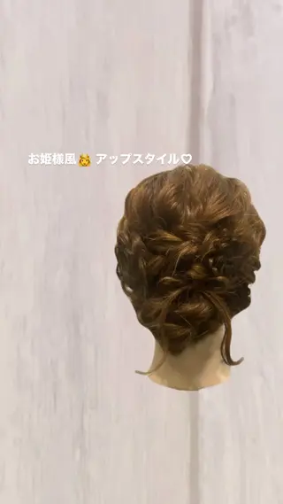 ロング ヘアアレンジ SOHO サラのヘアスタイル