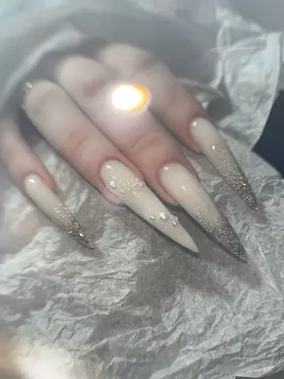 ネイル Dyo Nail_Royalのネイルデザイン