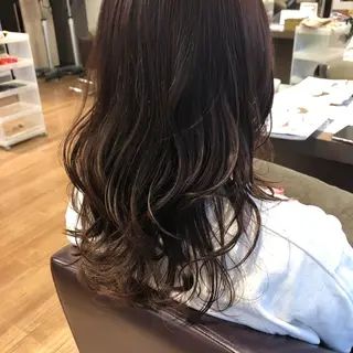 ミディアム 佐川 絢のヘアスタイル