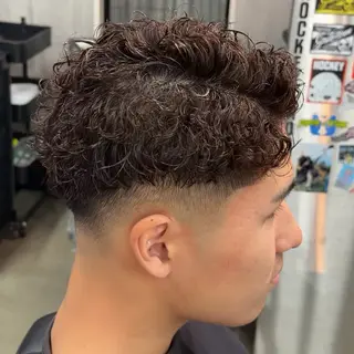 ショート カラー パーマ メンズ 中西 豊閃のヘアスタイル