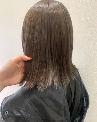 ミディアム カラー hubhair レイヤー/透明感のヘアスタイル