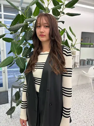 ロング カラー 掛川 瑠唯のヘアスタイル
