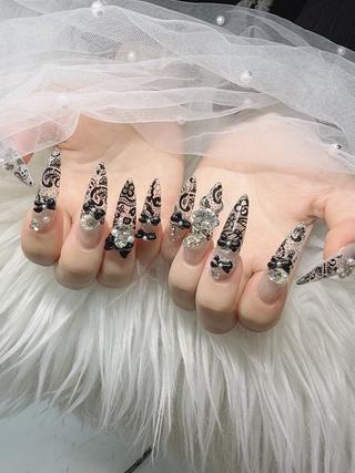 ネイル Lee Nailsのネイルデザイン