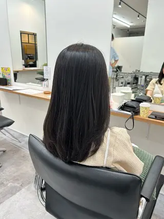 ロング 齋藤 真帆のヘアスタイル