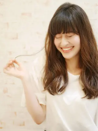 ロング Lucet byＮＹＮＹのヘアスタイル