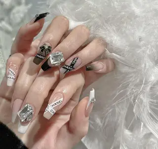 ネイル Queen‘s なんのネイルデザイン