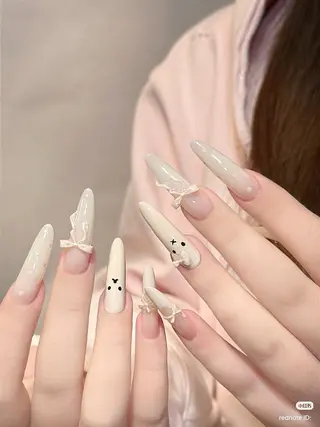 ネイル Dyo Nail_Royalのネイルデザイン