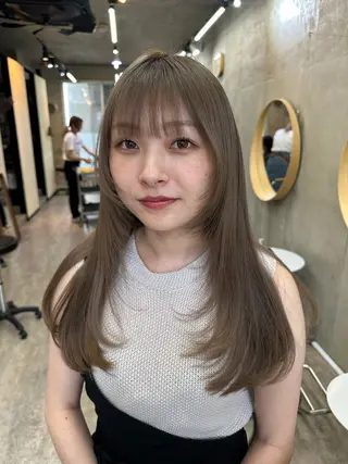 セミロング カラー SALTWATER AYARIのヘアスタイル