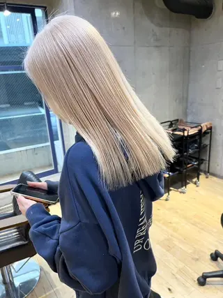 ロング カラー デザイン×ダブルカラ ーHarusa🎀のヘアスタイル