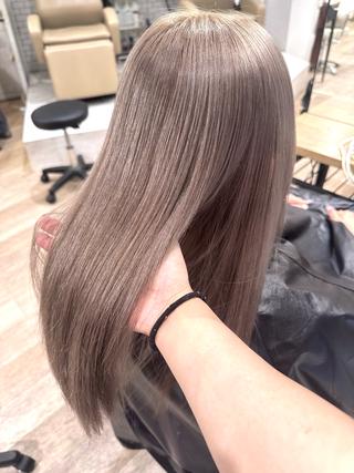 セミロング 💛NOZOMI💛 ハイトーンカラーのヘアスタイル