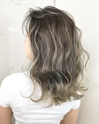 ロング カラー 髪質改善IENA店長 小泉拓のヘアスタイル